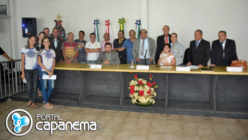 Vereadores de Capanema comemoram iná­cio das obras do Hospital Regional.