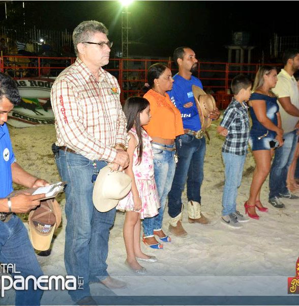 Abertura do Rodeio Show em Capanema foi um sucesso!