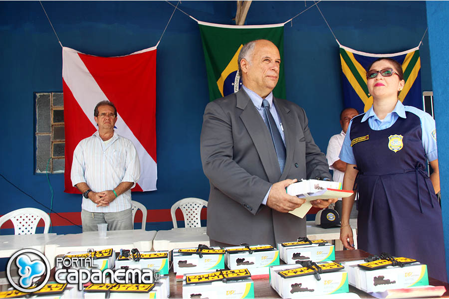 Prefeitura assina nomeação dos agentes de segurança pública e de trá¢nsito em Capanema.