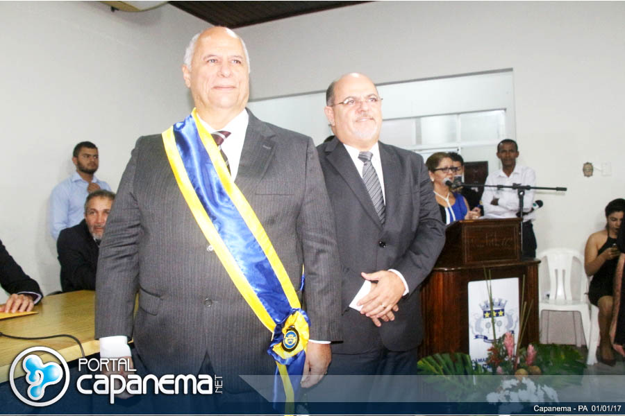 Chico NetoÂ toma posse como prefeito de Capanema e reafirma compromissos de campanha.