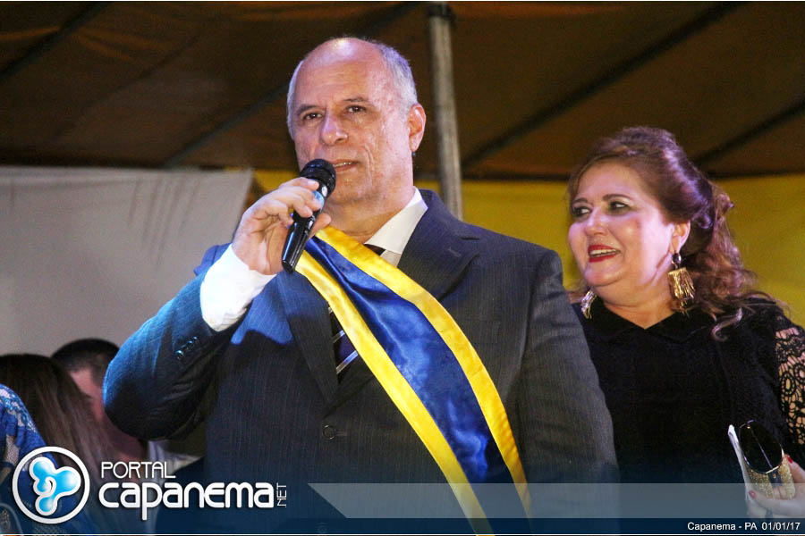Prefeito Chico NetoÂ anuncia secretários de governo