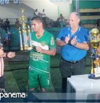 Prefeito e secretários prestigiam final do campeonato capanemense de futebol Master 2016.