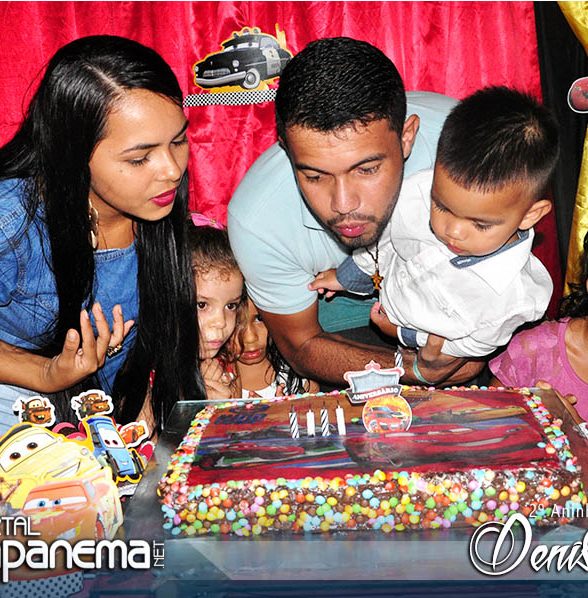 Niver de 2 anos de Denis Kayke