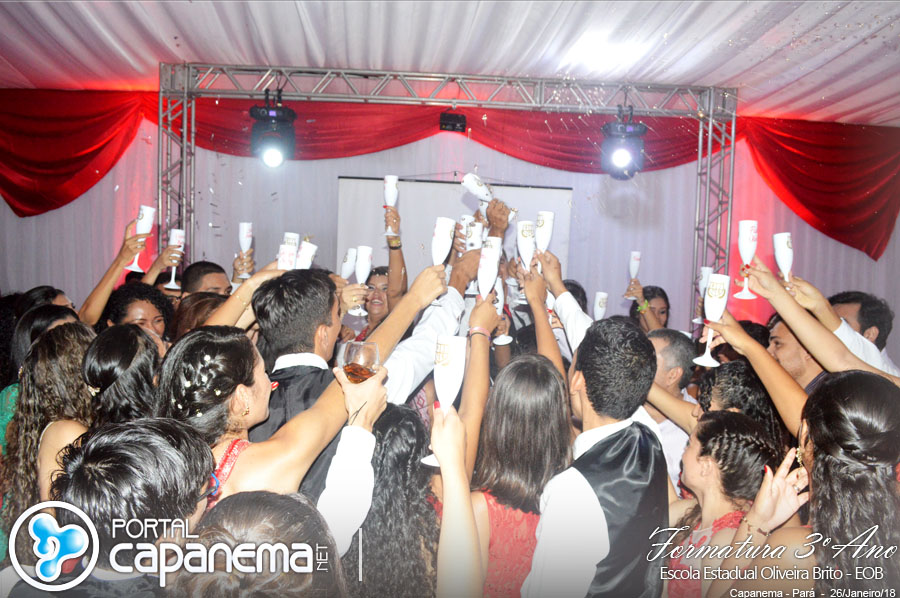 Formatura do 3ª Ano da Escola E. Oliveira Brito – EOB | GALERIA 02