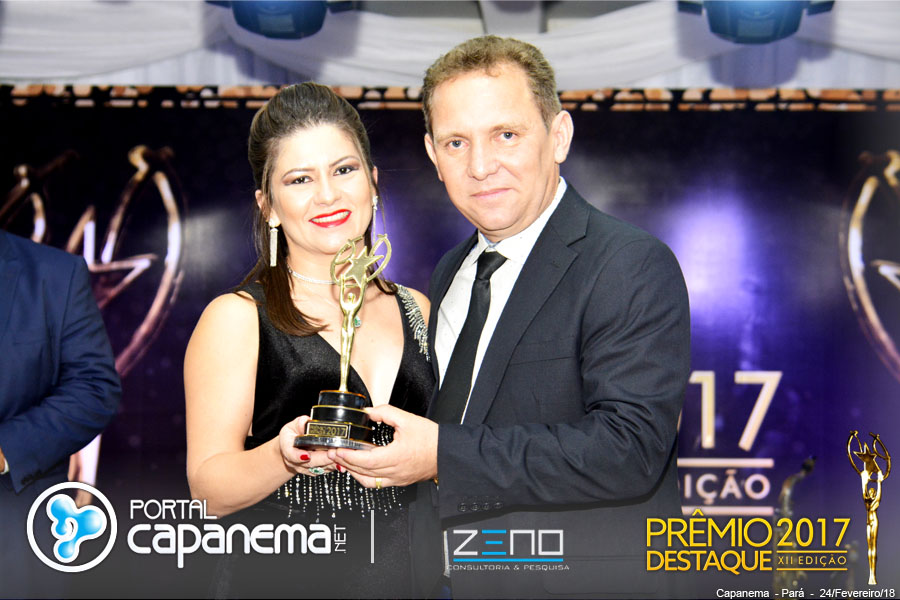 Rui Reis recebe Prêmio Destaque pela excelência da Rádio Princesa FM em Capanema