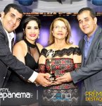 COLá‰GIO DIMENSáƒO Recebe Prêmio Destaque como melhor Escola Particular de Ensino Fundamental e médio.