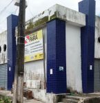 Obras do Shopping Popular de Capanema continuam abandonadas