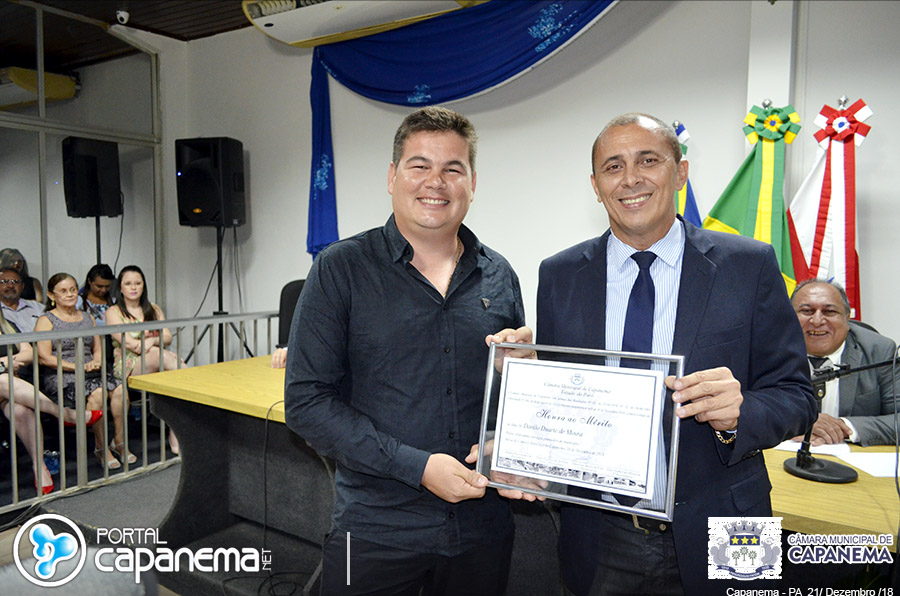 Danilo Moura recebe Titulo de Honra ao Mérito na Cá¢mara de Capanema