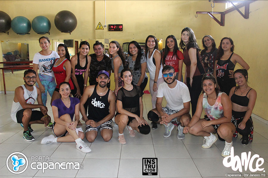Capanema tem Aulas de FitDance com a Instrutora Jackline Oliveira