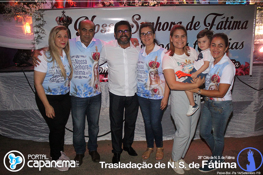 Naldo Morais e Famá­lia prestam homenagem na trasladação do Cá­rio de Nossa Senhora de Fátima no Municá­pio de Peixe Boi