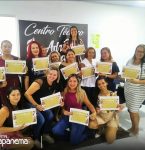 Adriana Brasil apresentou tendências e cuidados para as profissionais de cabelo de Capanema e região.