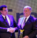 Prefeito Chico Neto recebe premiação por sua importante atuação como Prefeito de Capanema.