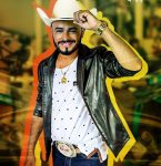 Leozinho Forrozeiro fala da carreira e do lançamento de seu novo álbum nas plataformas digitais