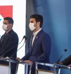 Governo evita restrições para o final de ano, não fala sobre o carnaval e amplia incentivos para vacinação