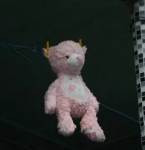 Homem de 62 anos é preso por estupro de criança de 8 anos em resort de Salinas.