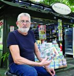 Bancas de revista se reinventam e sobrevivem ao digital