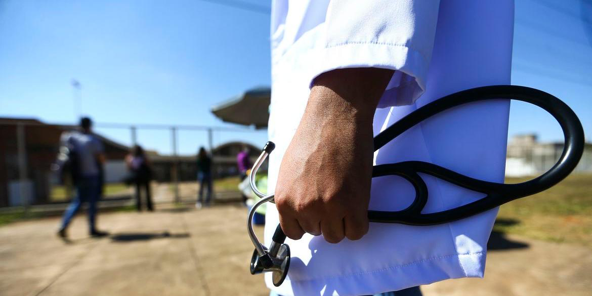 Programa Mais Médicos do Governo Federal é relançado nesta segunda-feira (20/03)