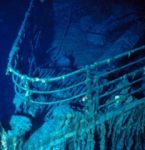 Submarino que levava turistas aos destroços do Titanic desaparece no Atlântico