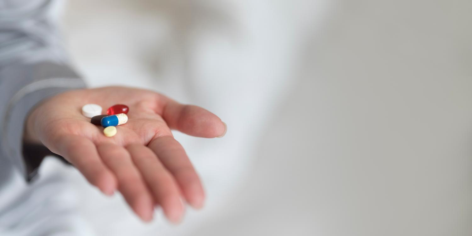 Quadrilha é presa por venda de remédios falsos; paciente passou mal após o uso