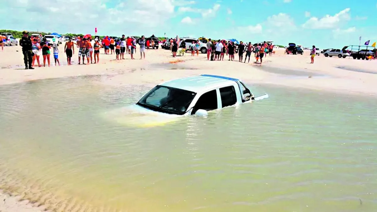 Carro atolado na praia pode inviabilizar indenização