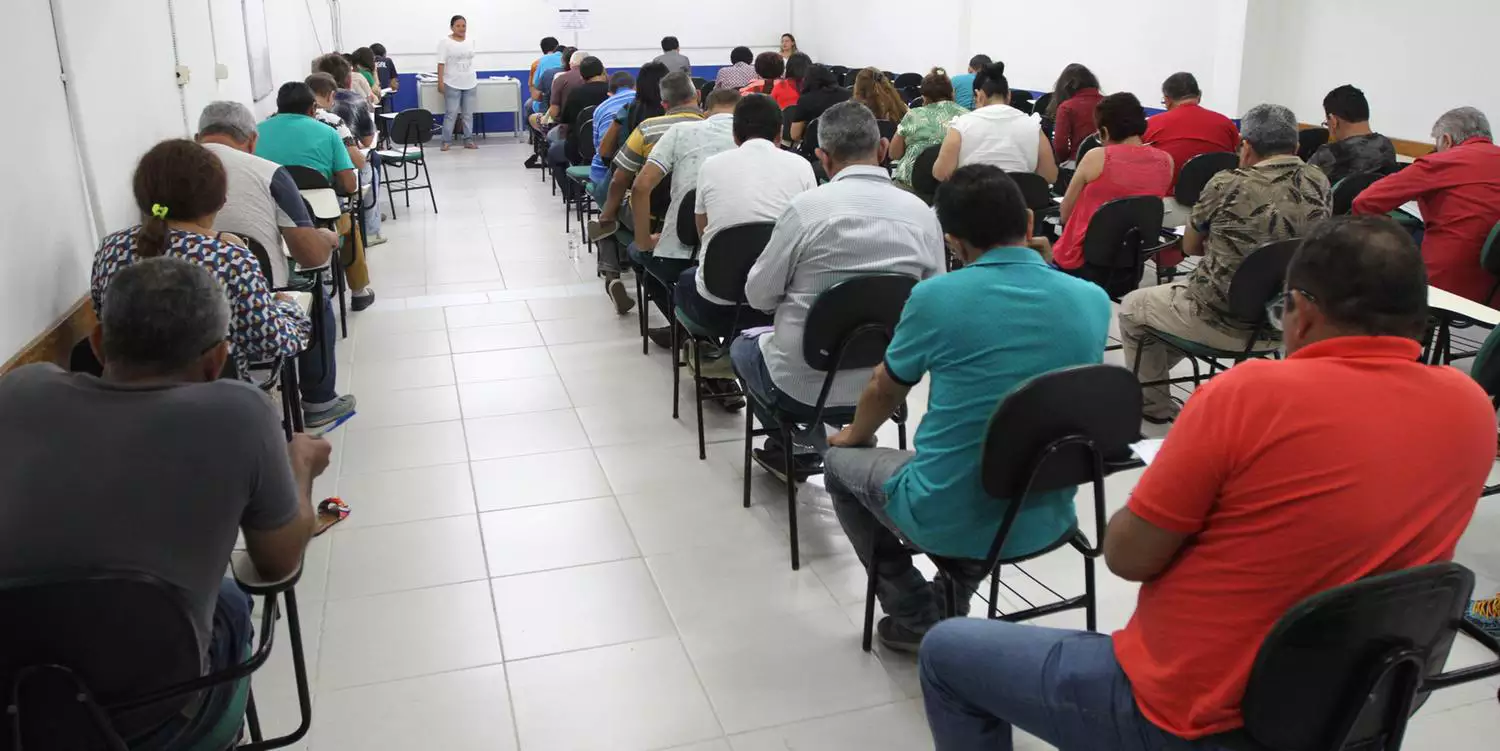 Governo publica portarias autorizando 14 concursos com mais de 2 mil vagas;