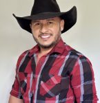 Nadilson Oliveira: a voz marcante das cavalgadas celebra mais um ciclo de vida