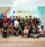 Alunos de escola pública na sede da COP 30 usam a arte para refletir sobre mudanças climáticas