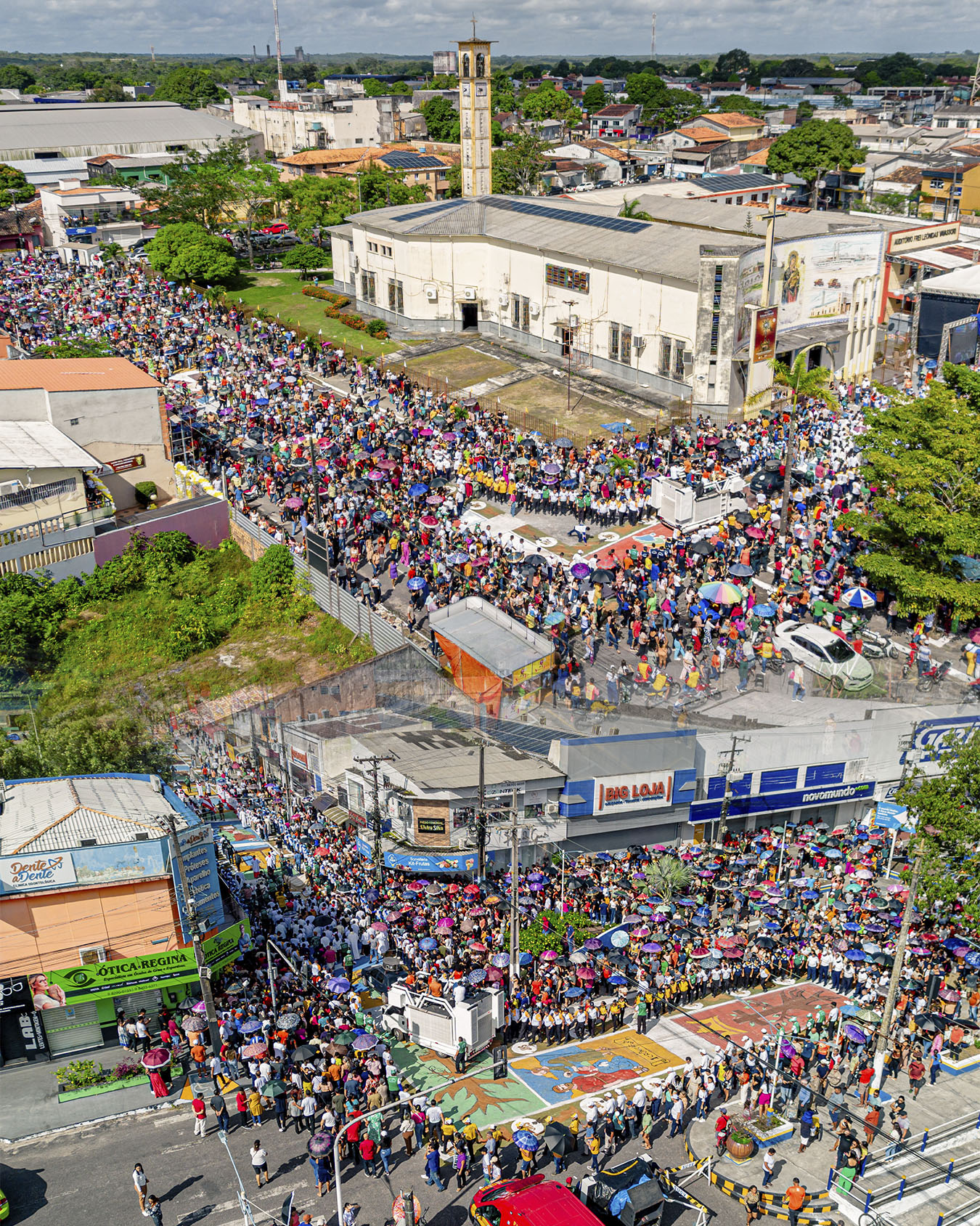 Solenidade de Corpus Christi 2025 reúne multidão e emociona fiéis em Capanema