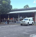 Famílias das vítimas de acidente com ônibus da UFPA aguardam chegada dos corpos na universidade