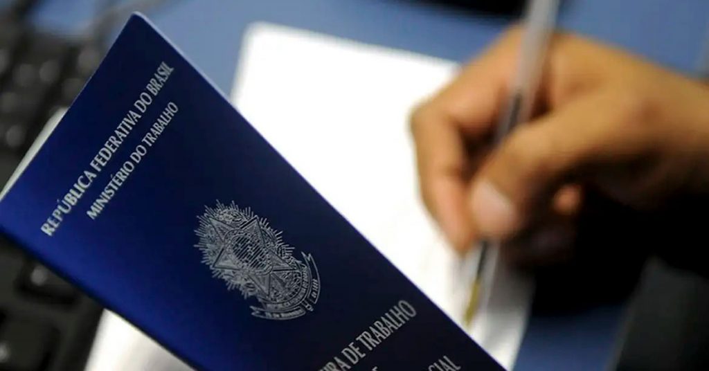 Tarifaço pode custar 726 mil empregos no Brasil, aponta Dieese