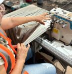 Costureiras do Pará assinam teto da Blue Zone, palco principal da COP 30 para as discussões climáticas