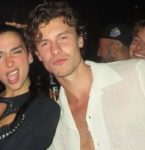 Postagem de Dua Lipa reacende boatos sobre vinda para a COP30