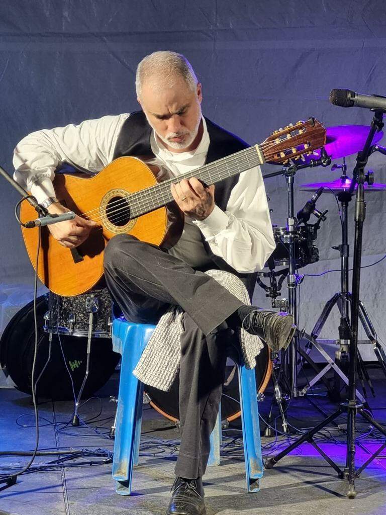 Show de Rodrigo Mendes abre programação no Complexo dos Mercedários