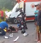 Motociclista colide contra carro na estrada de Benfica, distrito de Benevides, na Grande Belém
