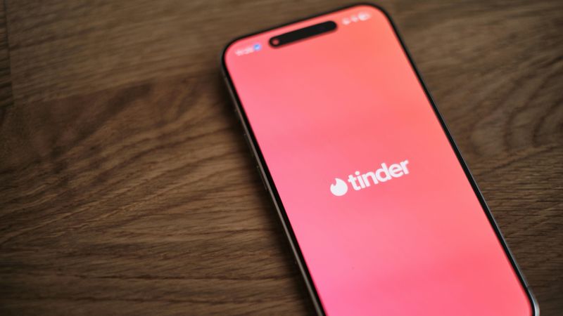 76% de jovens solteiros usam IA para otimizar match, diz pesquisa