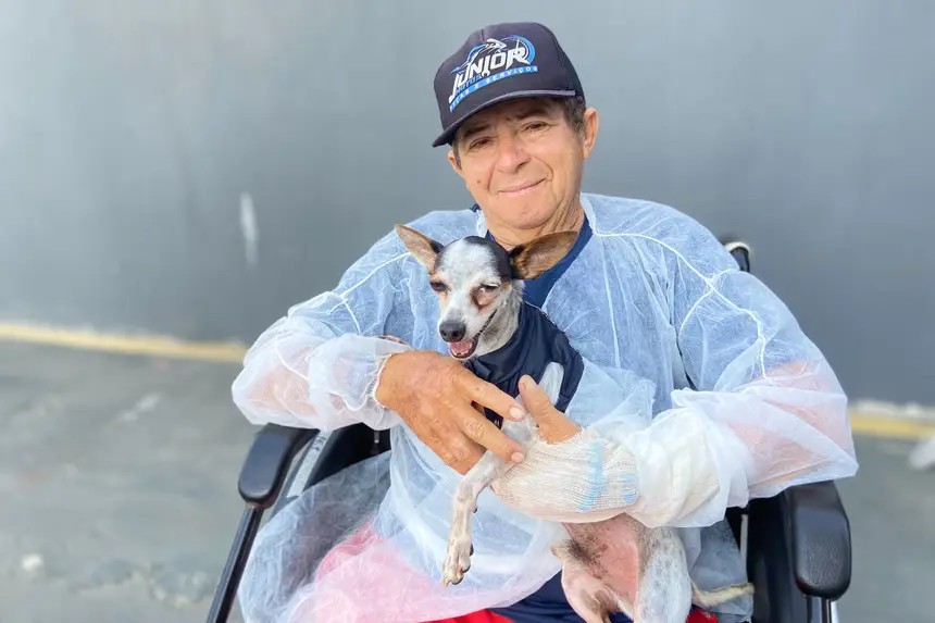 Idoso internado recebe visita surpresa de cachorro de estimação em hospital no Pará; VÍDEO mostra encontro
