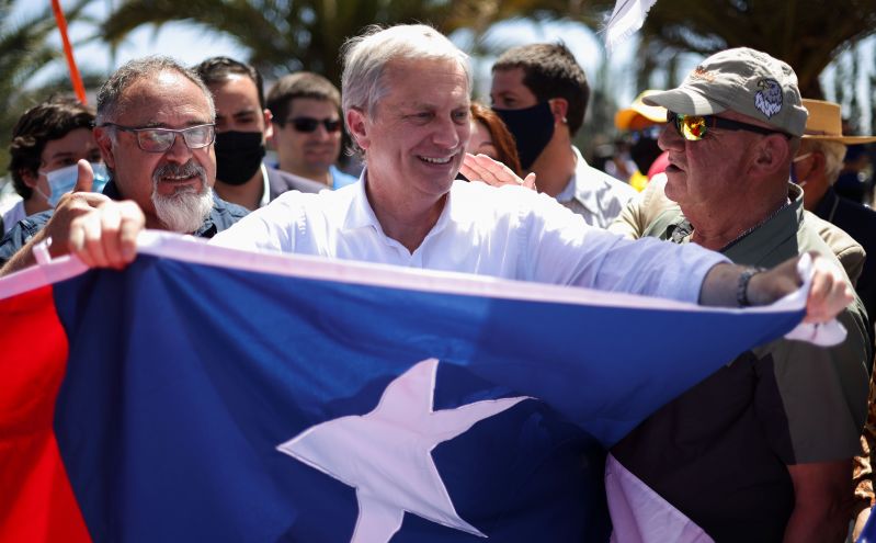 Quem é Jeannette Jara, candidata comunista nas eleições do Chile