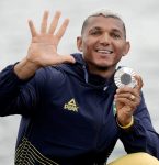 Isaquias Queiroz agradece ao Flamengo após fim da parceria na canoagem: 'Oportunidade incrível'