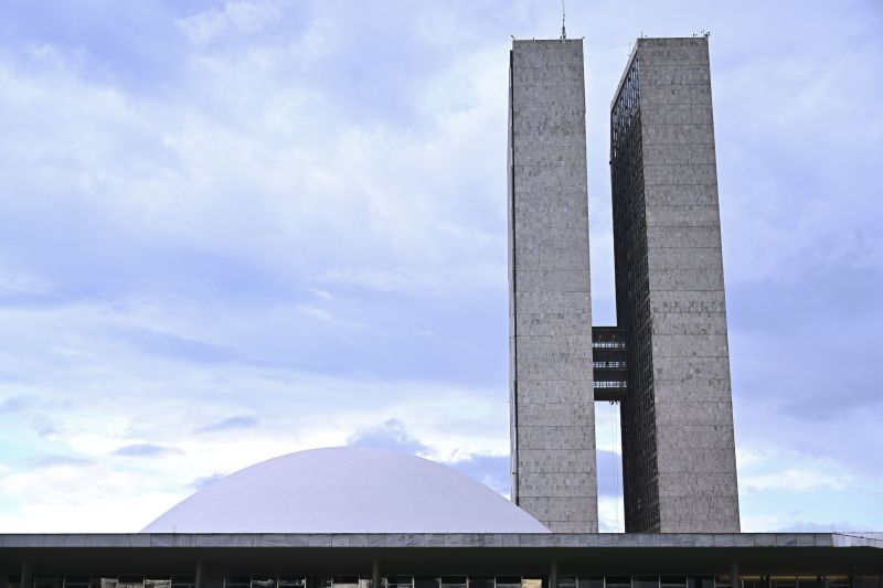 Lula acumula 15 trocas ministeriais e mais saídas são esperadas em 2026