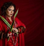 Alba Mariah celebra 60 anos com show 'Temporal' no Theatro da Paz, em Belém