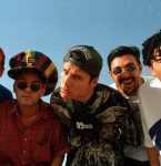 Memorial vivo dos Mamonas Assassinas transforma luto e mira rota cultural em Guarulhos