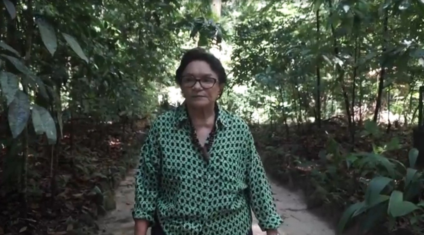 Quem é a pajé Zeneida Lima, paraense de 91 anos homenageada pela Beija-Flor no Carnaval do Rio 2027