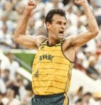 Oscar Schmidt foi cremado usando uniforme da seleção brasileira