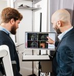 Bipolaridade na adolescência: Entenda como tratar transtorno com Dr. Kali