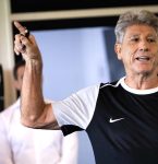 Renato diz assistir Re-Pa e elogia torcidas de Remo e Paysandu