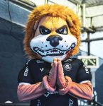 Torcida do Remo protesta contra o time na sede do clube