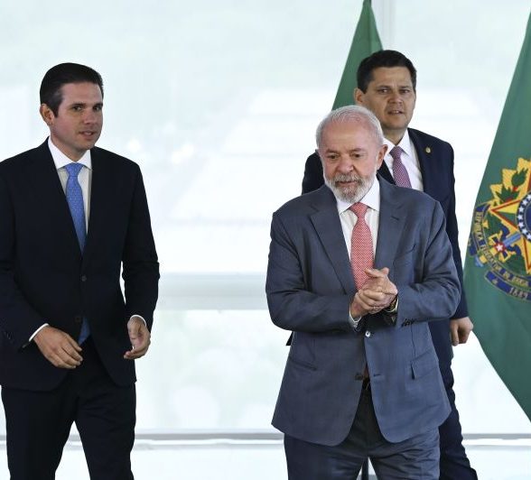 Lula deve pedir a Trump ajuda em prisão de empresário brasileiro