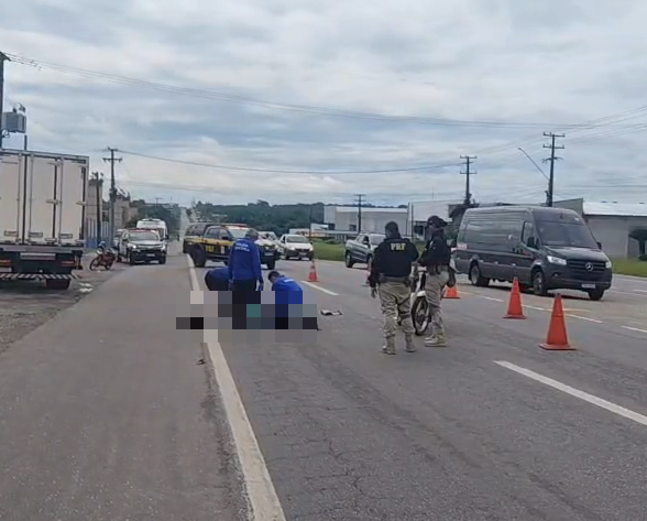 Idoso morre após colisão entre caminhão e motocicleta na BR-316, em Castanhal