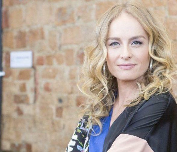 Angélica relembra colapso que a fez parar de cantar: 'Não é luxo ter um tempo para respirar'