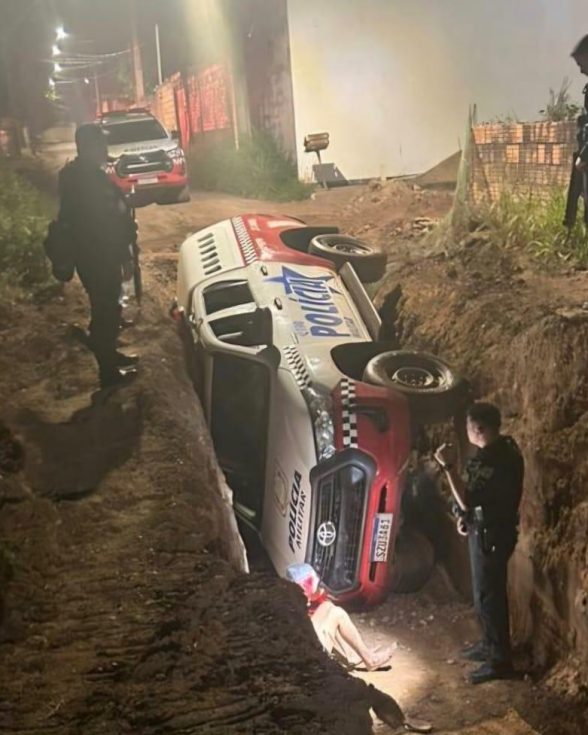 Perseguição policial termina com viatura capotada e prisão de suspeito de tráfico em Marabá